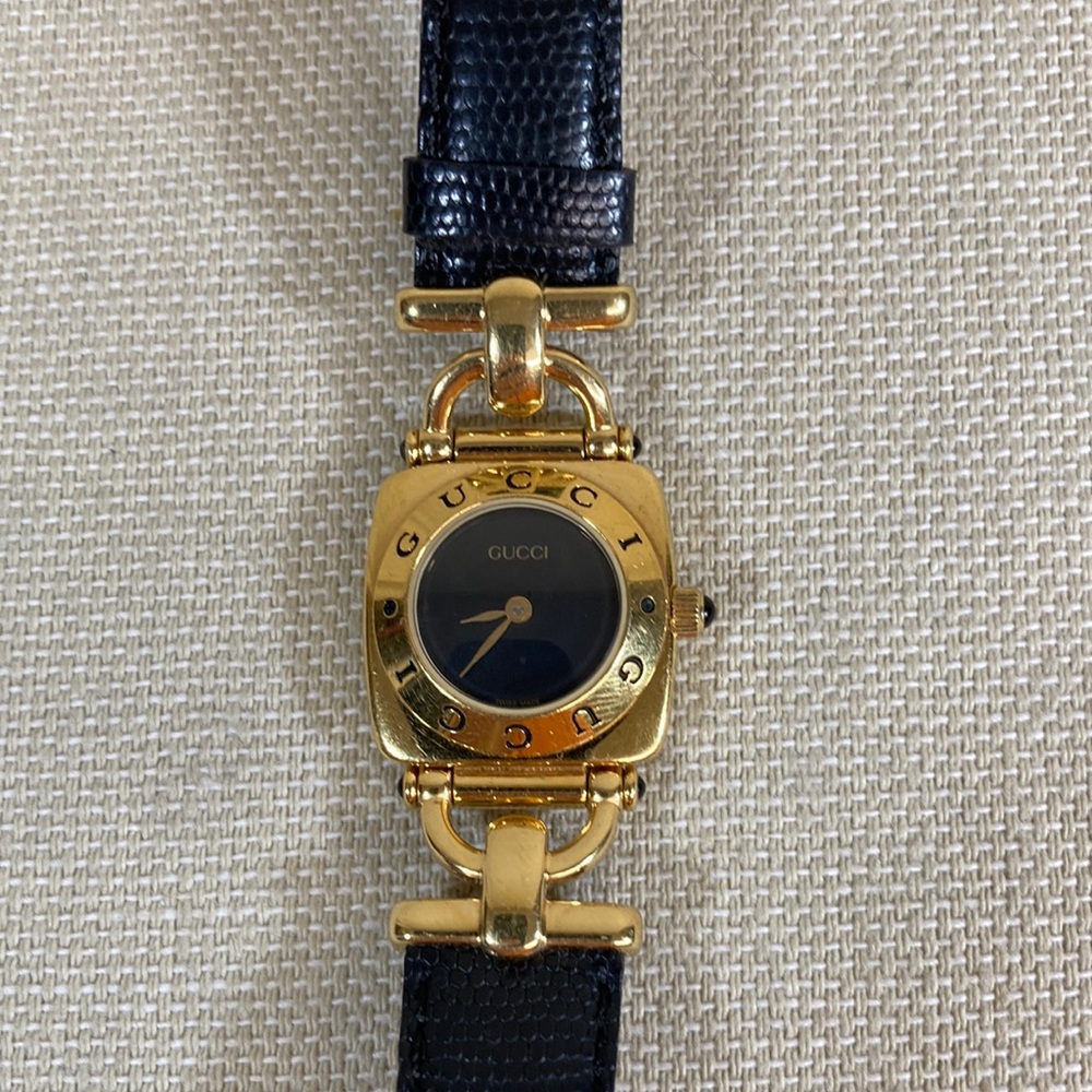 GUCCI 6300L SERIES YELLOW GOLD-TONE LIZARD SKIN BAND WATCH OKPM-06-100